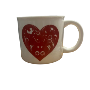 Tazon con diseño de corazon